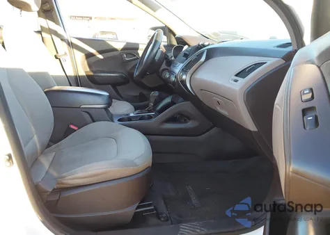 2014 Hyundai Tucson Gls z USA, uszkodzony, nr VIN KM8JTCAF2EU850269